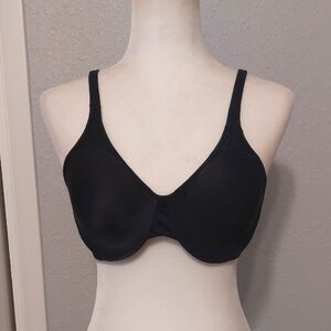 🌷3/$25 Bali Black Satiny Lace Accent Bra - 36C